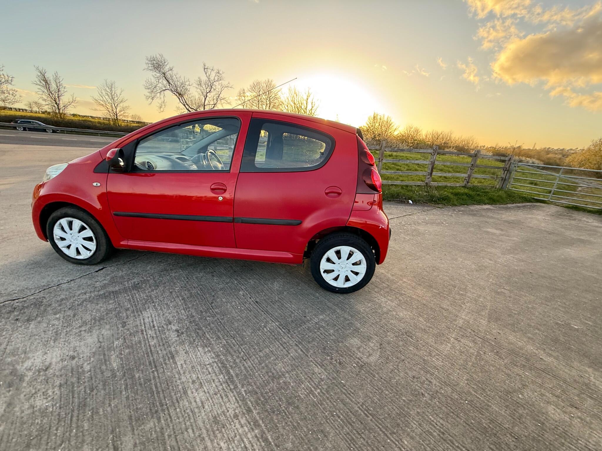 Peugeot 107 1.0 12V Active Euro 5 5dr — photo 58 of 86